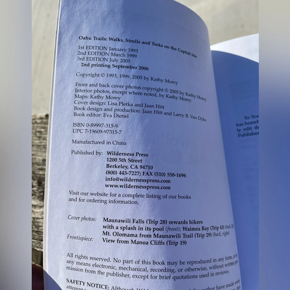 Guidebook Oahu Trails Walks Strolls & Treks on the Capital Isle 275 Pages
